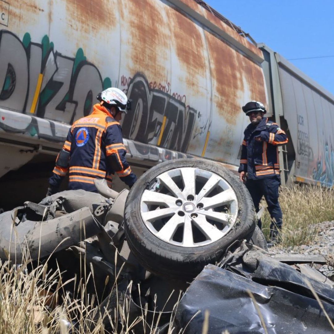 Choque Contra Tren Provoca Cierre de Más de Dos Horas en la Estatal 200